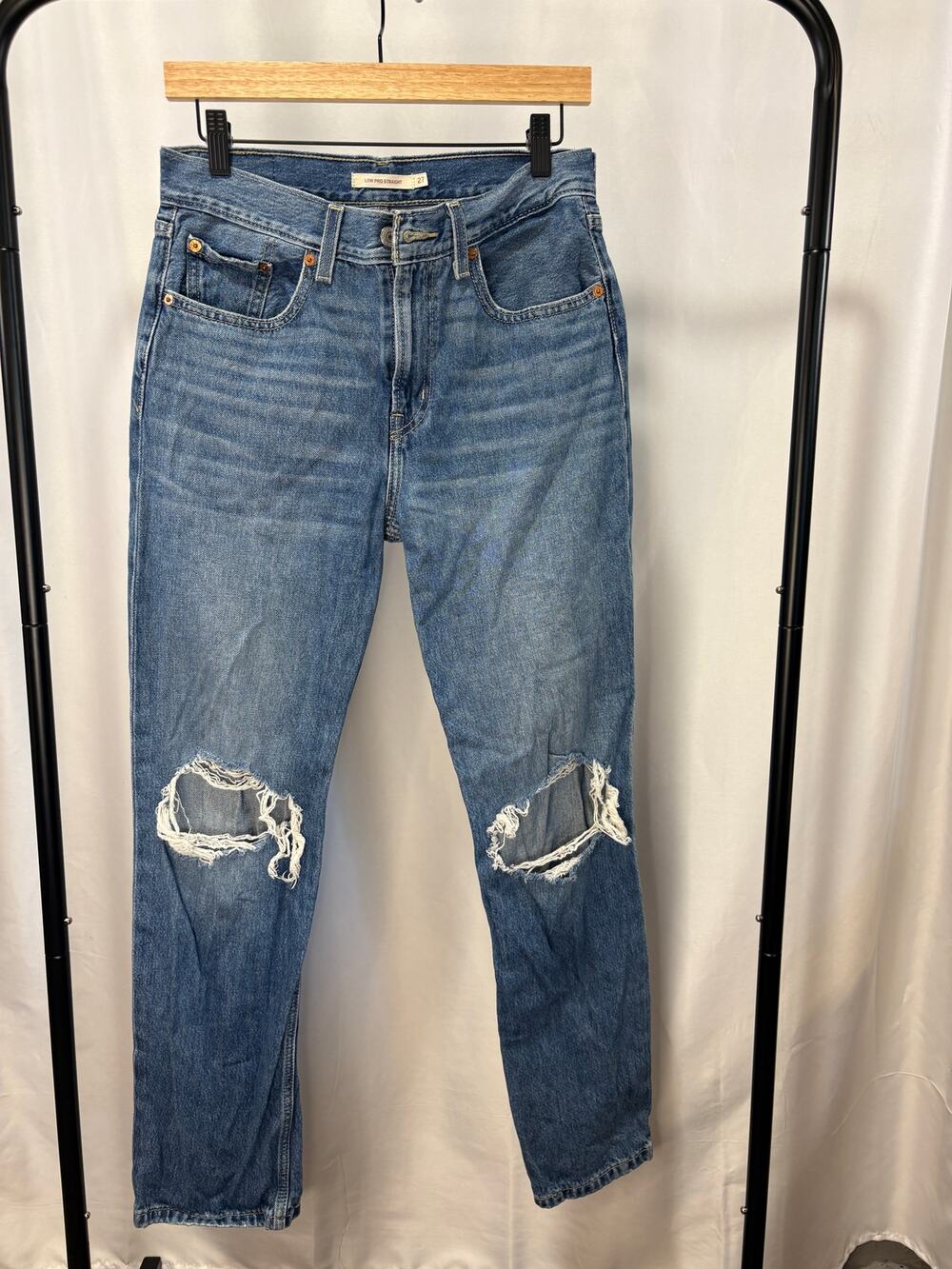 Levi’s Low Pro Straight Jeans Women’s 27 Blue Distressed Ripped Knee Denim